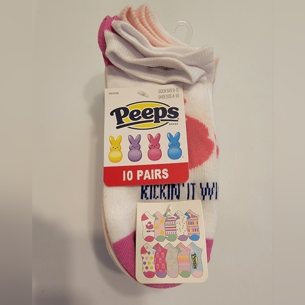 NWT 10 Pairs of Peeps Ladies Ankle Socks
